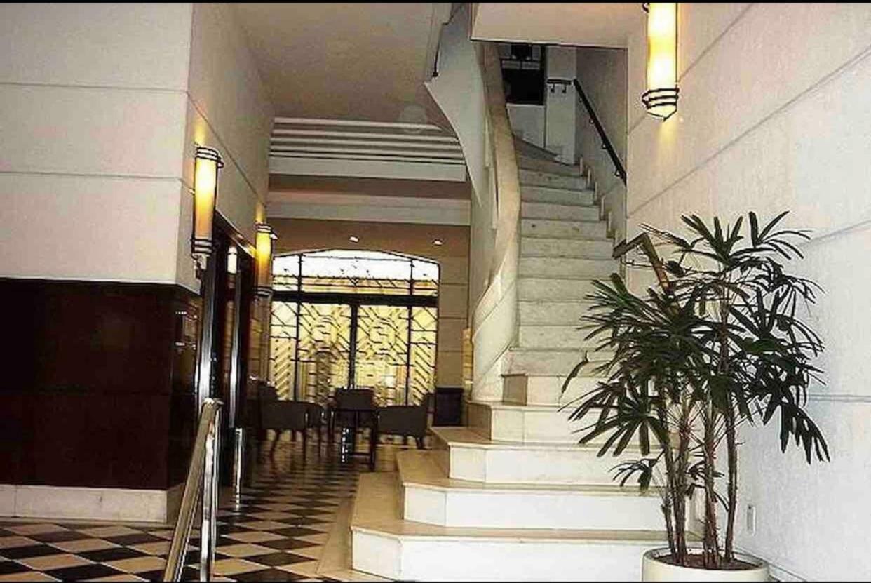 Residencial Com Servicos 45 Metros Decorado Com Sala, Suite E Cozinha Na Quadra Da Praia De Copacabana Ріо-де-Жанейро Екстер'єр фото