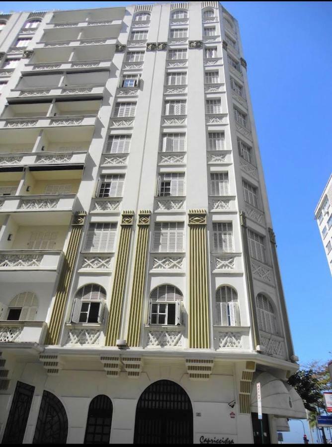 Residencial Com Servicos 45 Metros Decorado Com Sala, Suite E Cozinha Na Quadra Da Praia De Copacabana Ріо-де-Жанейро Екстер'єр фото